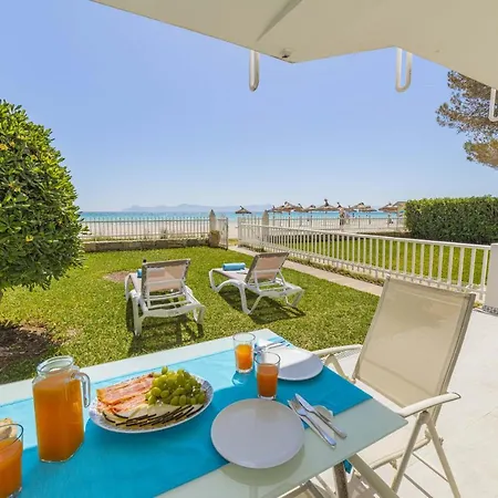 Beachfront Sonrisas Apartment Alcudia (Mallorca)