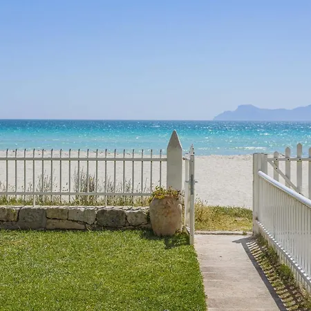 Beachfront Sonrisas Apartment Alcudia (Mallorca)